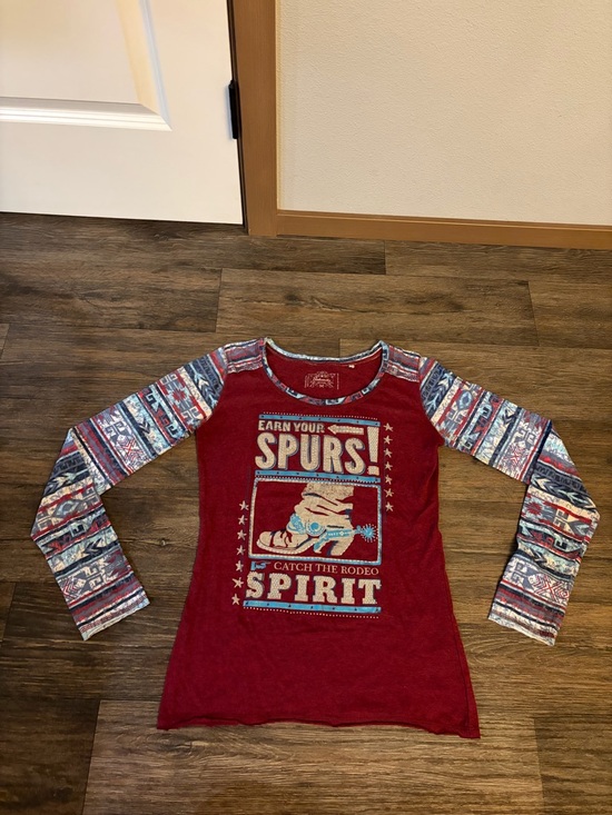 Panhandle Tops - NWOT Women’s Western Panhandle Long Sleeve Earn Your Spurs Rodeo Spirit Size M